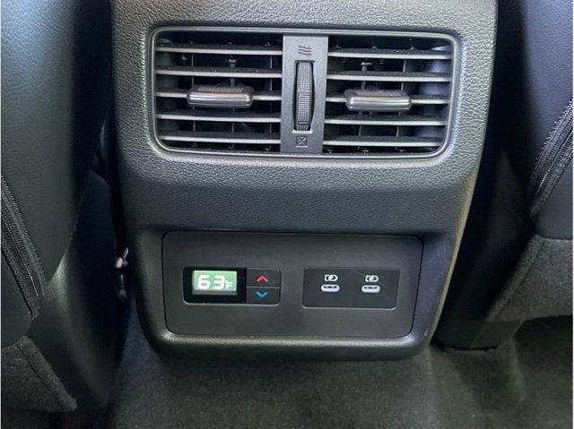 2025 Nissan Rogue SL Sport Utility 4D