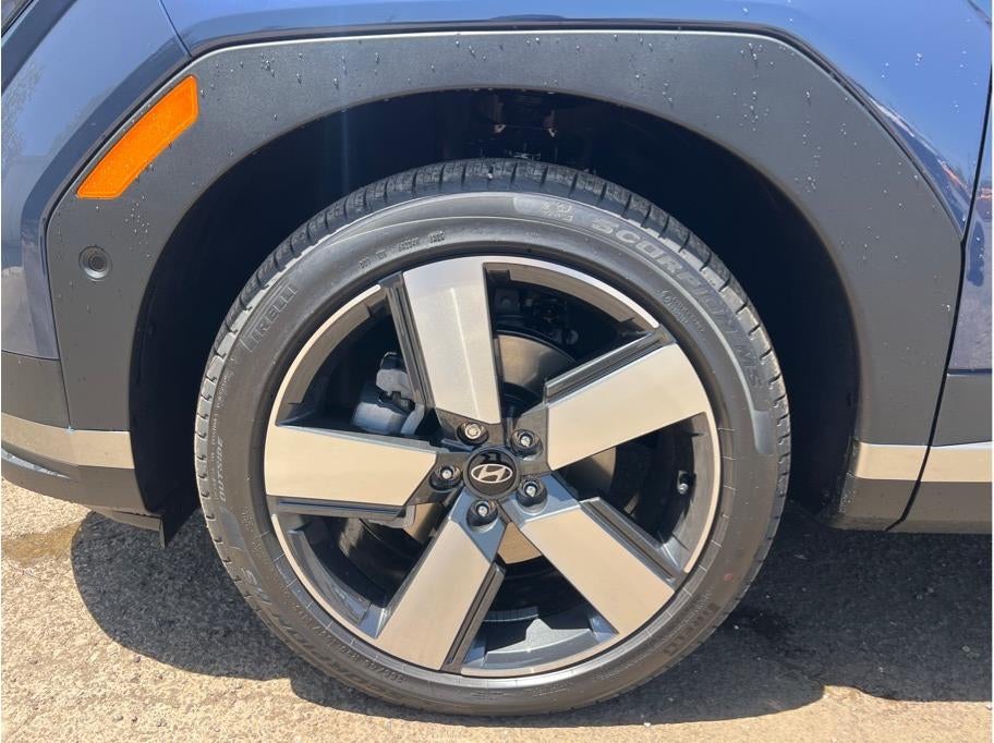 2025 Hyundai Santa Fe Limited Sport Utility 4D