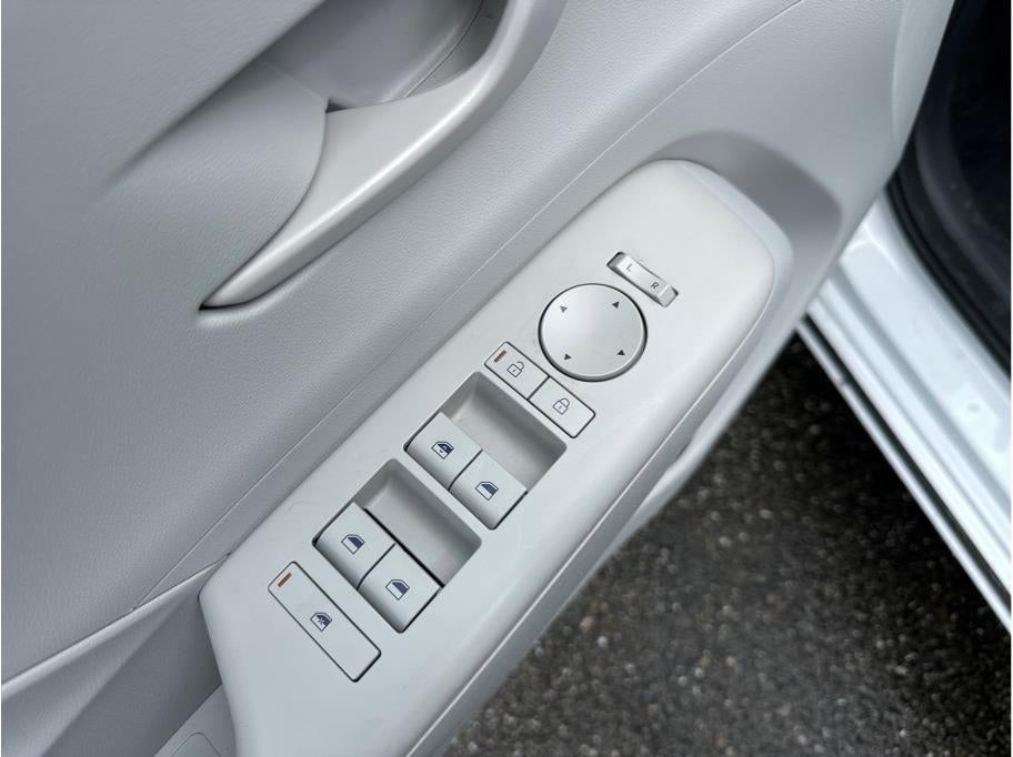 2024 Hyundai Kona Electric SE Sport Utility 4D