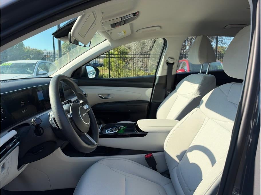 2026 Hyundai Tucson Hybrid Blue SE Sport Utility 4D