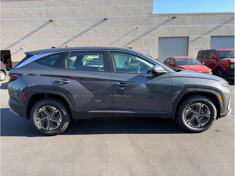 2026 Hyundai Tucson Hybrid Blue SE Sport Utility 4D