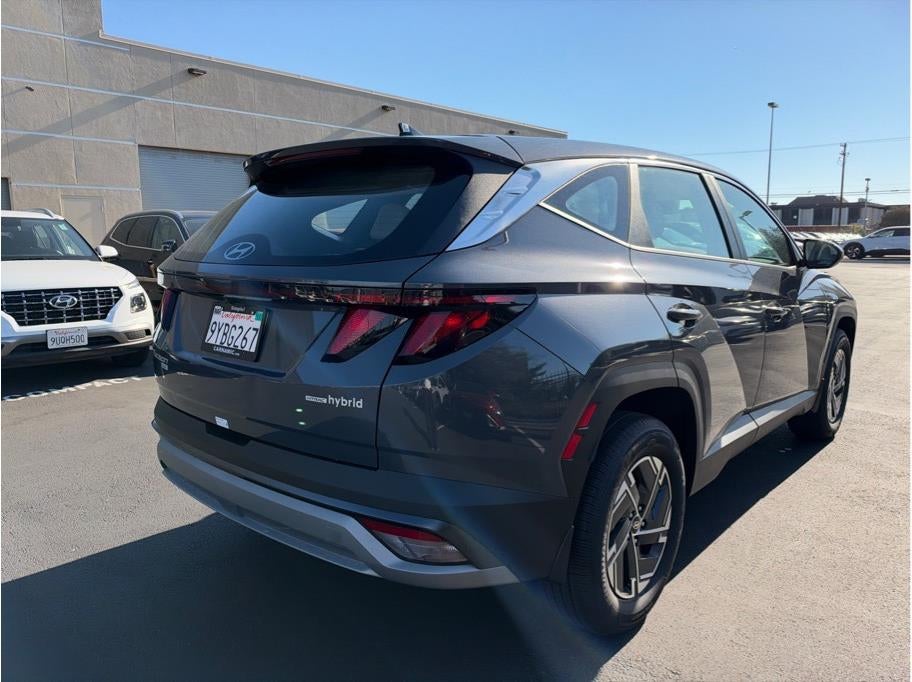 2026 Hyundai Tucson Hybrid Blue SE Sport Utility 4D