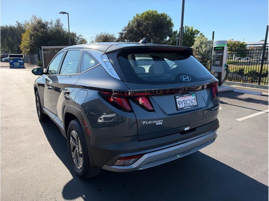 2026 Hyundai Tucson Hybrid Blue SE Sport Utility 4D