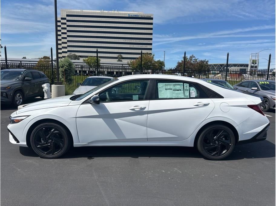 2026 Hyundai Elantra Hybrid SEL Sport HEV Sedan 4D